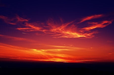 天光云影共徘徊，夕阳下的美丽风景